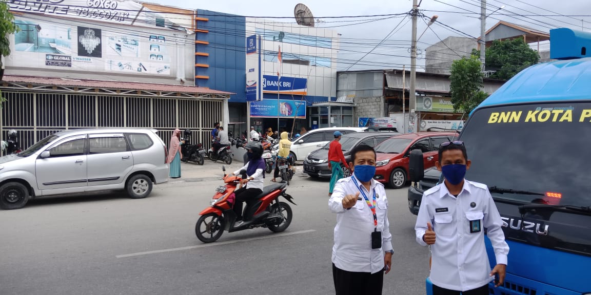 Kegiatan Kegiatan KIE (komunikasi,informasi dan edukasi) Tentang Sosialisasi bahaya Penyalagunaan Narkoba dan Wabah Covid-19 Kepada Masyarakat Kota Palu.